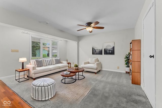 637 Lawndale Drive, Greenwood, IN 46142