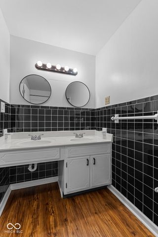 637 Lawndale Drive, Greenwood, IN 46142