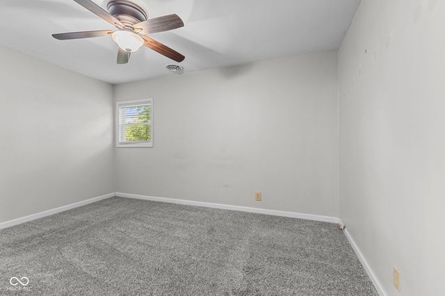637 Lawndale Drive, Greenwood, IN 46142