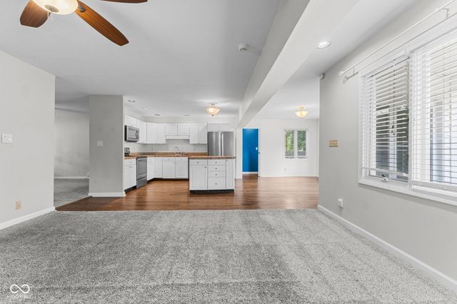 637 Lawndale Drive, Greenwood, IN 46142