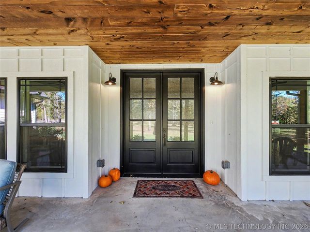 17413 E 626 Road, Tahlequah, OK 74464