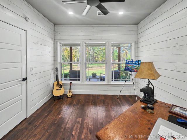 17413 E 626 Road, Tahlequah, OK 74464