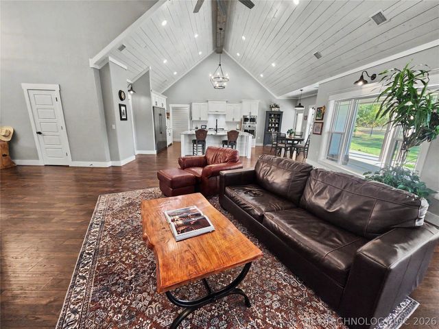 17413 E 626 Road, Tahlequah, OK 74464