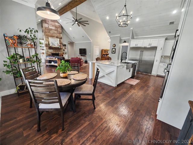 17413 E 626 Road, Tahlequah, OK 74464