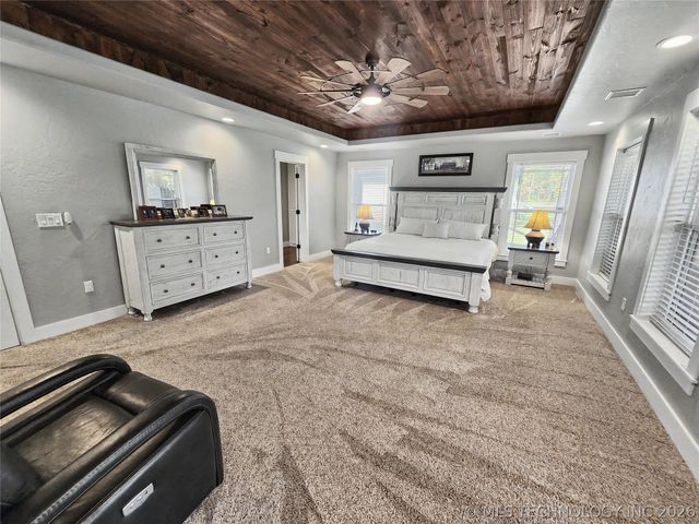 17413 E 626 Road, Tahlequah, OK 74464