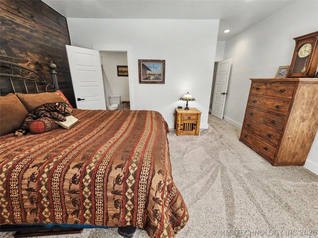 17413 E 626 Road, Tahlequah, OK 74464