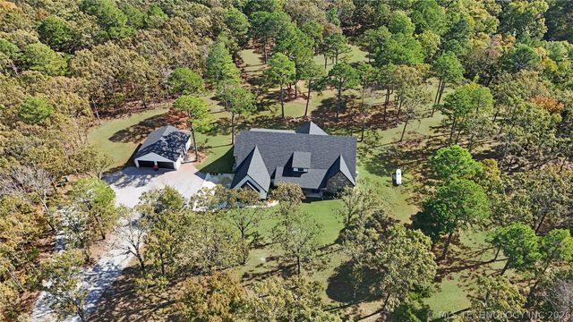 17413 E 626 Road, Tahlequah, OK 74464