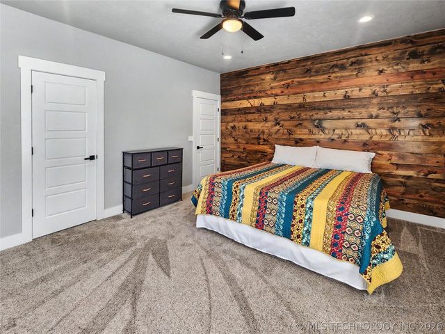 17413 E 626 Road, Tahlequah, OK 74464