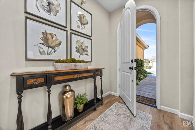 14219 Addleston Lane, Bakersfield, CA 93311