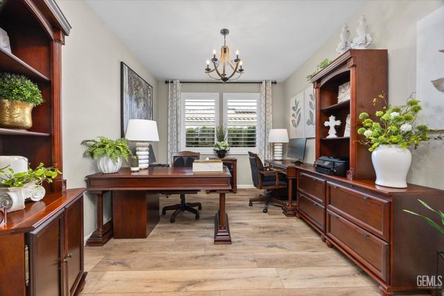 14219 Addleston Lane, Bakersfield, CA 93311