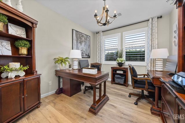 14219 Addleston Lane, Bakersfield, CA 93311