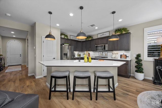 14219 Addleston Lane, Bakersfield, CA 93311