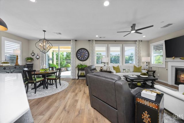 14219 Addleston Lane, Bakersfield, CA 93311