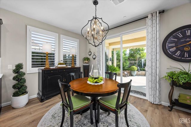 14219 Addleston Lane, Bakersfield, CA 93311