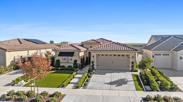 14219 Addleston Lane, Bakersfield, CA 93311