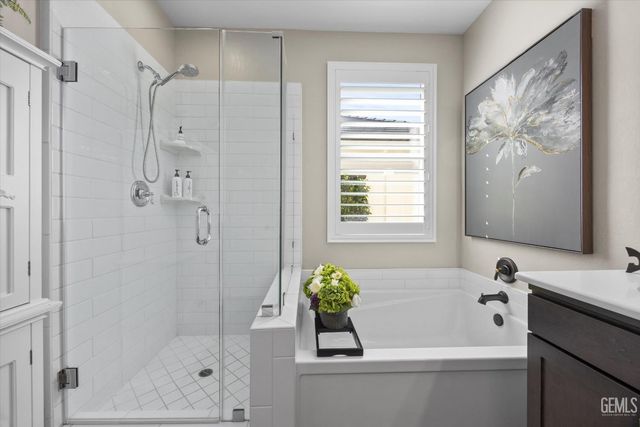 14219 Addleston Lane, Bakersfield, CA 93311