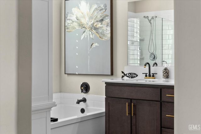 14219 Addleston Lane, Bakersfield, CA 93311