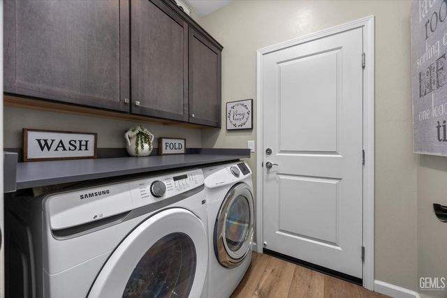 14219 Addleston Lane, Bakersfield, CA 93311