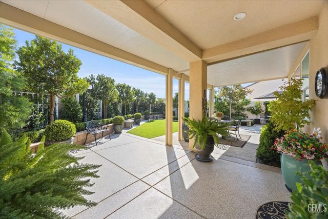 14219 Addleston Lane, Bakersfield, CA 93311