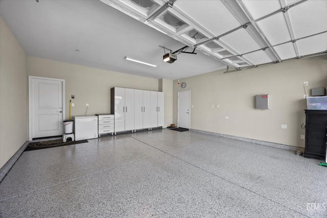 14219 Addleston Lane, Bakersfield, CA 93311