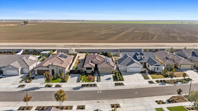 14219 Addleston Lane, Bakersfield, CA 93311