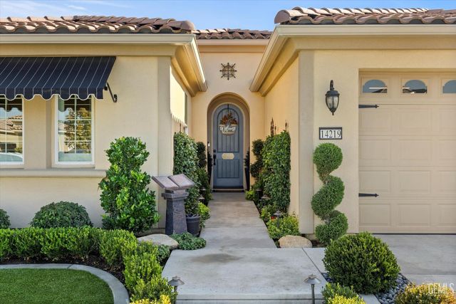 14219 Addleston Lane, Bakersfield, CA 93311