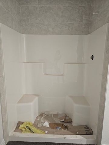 810 S Tenth St, New Stanton, PA 15697