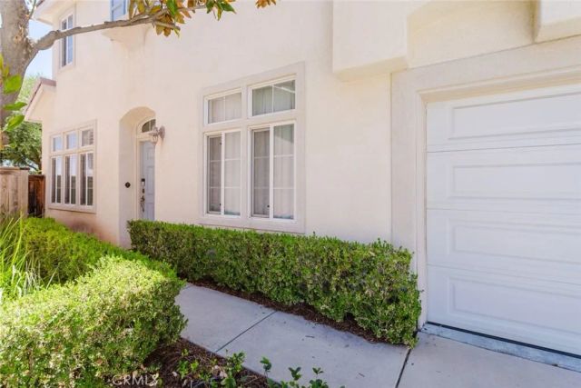 24444 Montevista Circle, Valencia, CA 91354