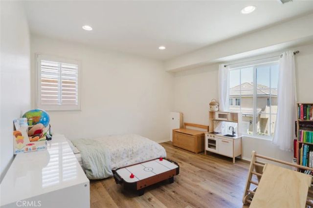 24444 Montevista Circle, Valencia, CA 91354