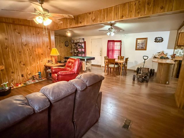 11813 13th Street, Santa Fe, TX 77510