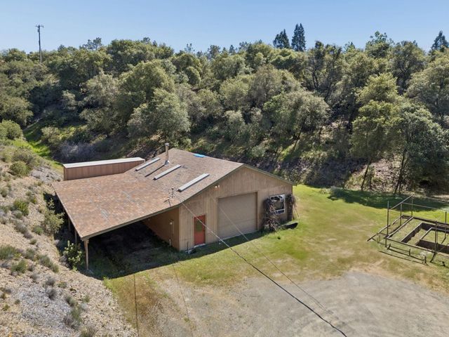 5844 October Hill Rd, Placerville, CA 95667