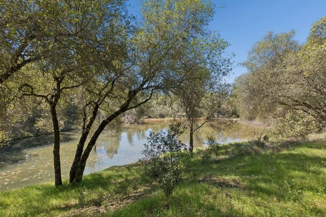 5844 October Hill Rd, Placerville, CA 95667