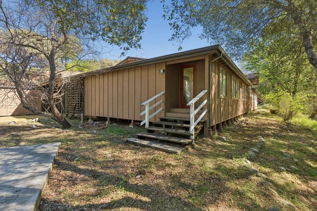 5844 October Hill Rd, Placerville, CA 95667