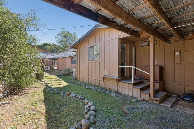 5844 October Hill Rd, Placerville, CA 95667