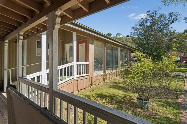 5844 October Hill Rd, Placerville, CA 95667