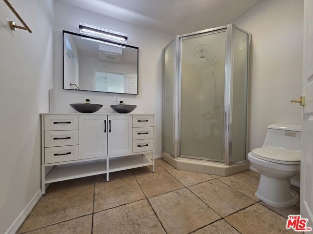 14177 Osborne Street, Panorama City (los Angeles), CA 91402