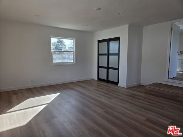 14177 Osborne Street, Panorama City (los Angeles), CA 91402