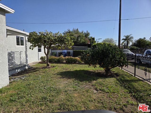 14177 Osborne Street, Panorama City (los Angeles), CA 91402