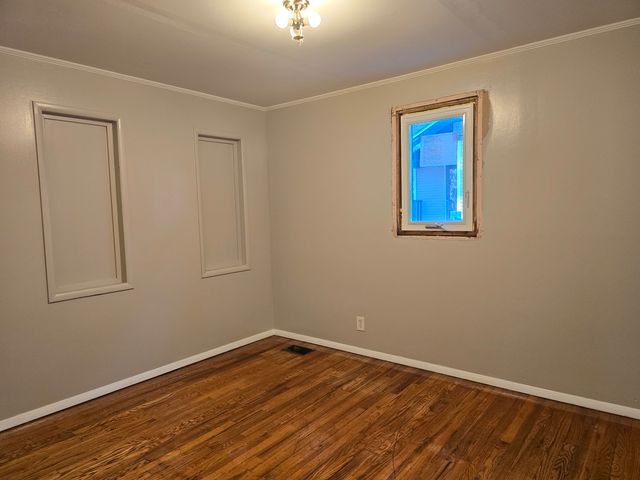 404 S Poplar Street, Urbana, IL 61802