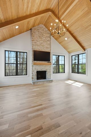 8811 Old Charlotte Pike, Pegram, TN 37143