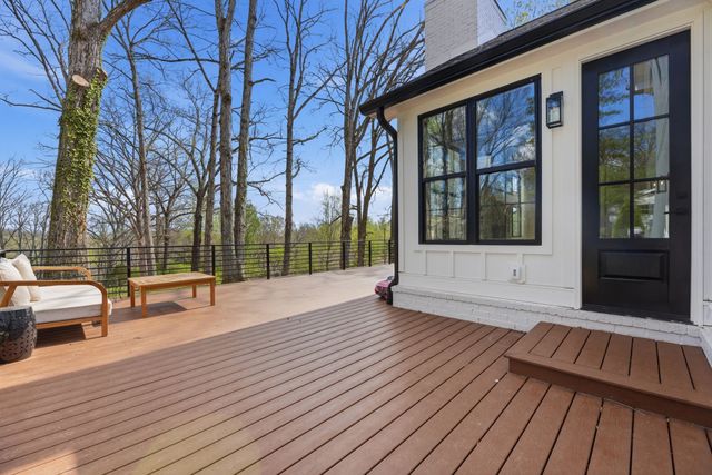8811 Old Charlotte Pike, Pegram, TN 37143