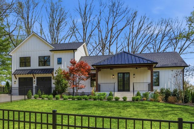 8811 Old Charlotte Pike, Pegram, TN 37143