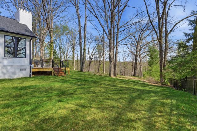 8811 Old Charlotte Pike, Pegram, TN 37143