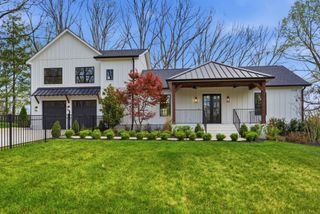 8811 Old Charlotte Pike, Pegram, TN 37143