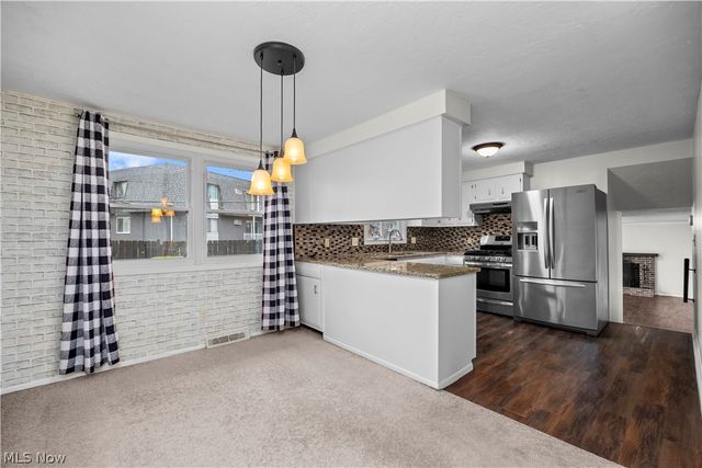 4004 Washington Avenue, Lorain, OH 44052