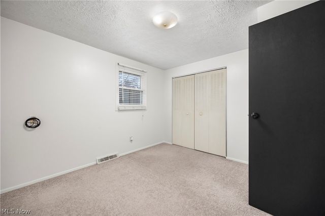 4004 Washington Avenue, Lorain, OH 44052