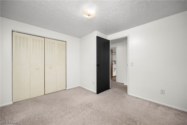 4004 Washington Avenue, Lorain, OH 44052