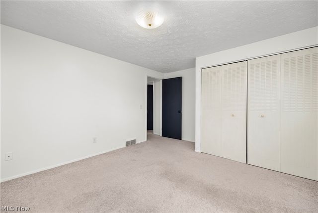 4004 Washington Avenue, Lorain, OH 44052