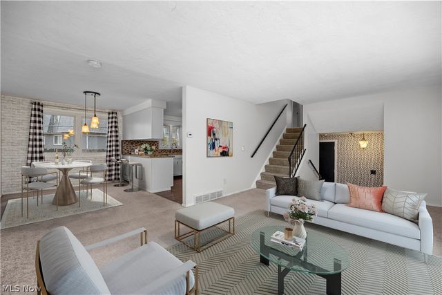 4004 Washington Avenue, Lorain, OH 44052