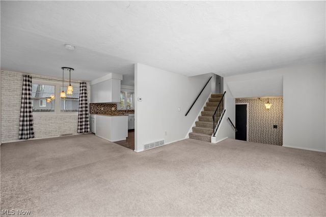 4004 Washington Avenue, Lorain, OH 44052